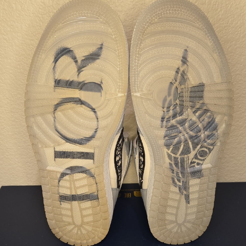 Dior Air Nike Women's Sneakers - Picture 13 of 17
